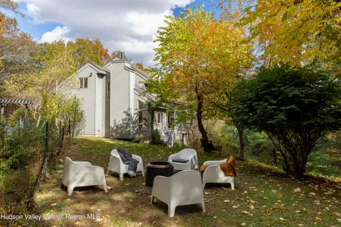 a view of a patio in backyard