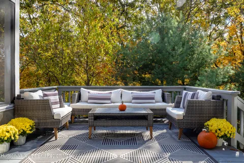 a outdoor view with a sitting space