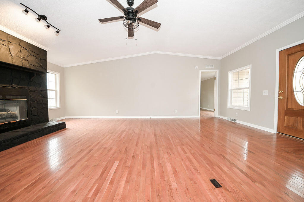 62 Peden Road Crandall, GA 30711 - Photo 7 of 37 DSC_1019