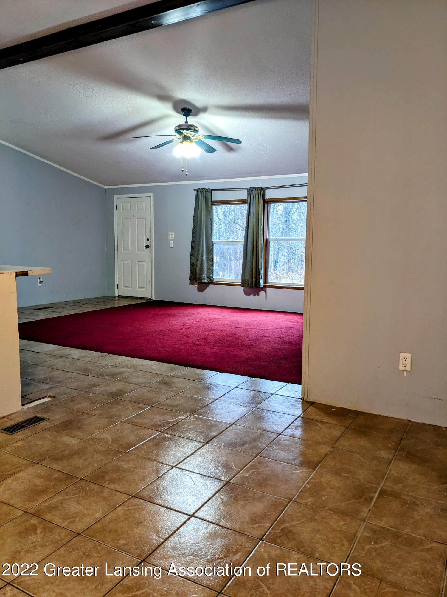 5310 Page Road Saranac, MI 48881 - Photo 3 of 18 PXL_20230103_183044422_2