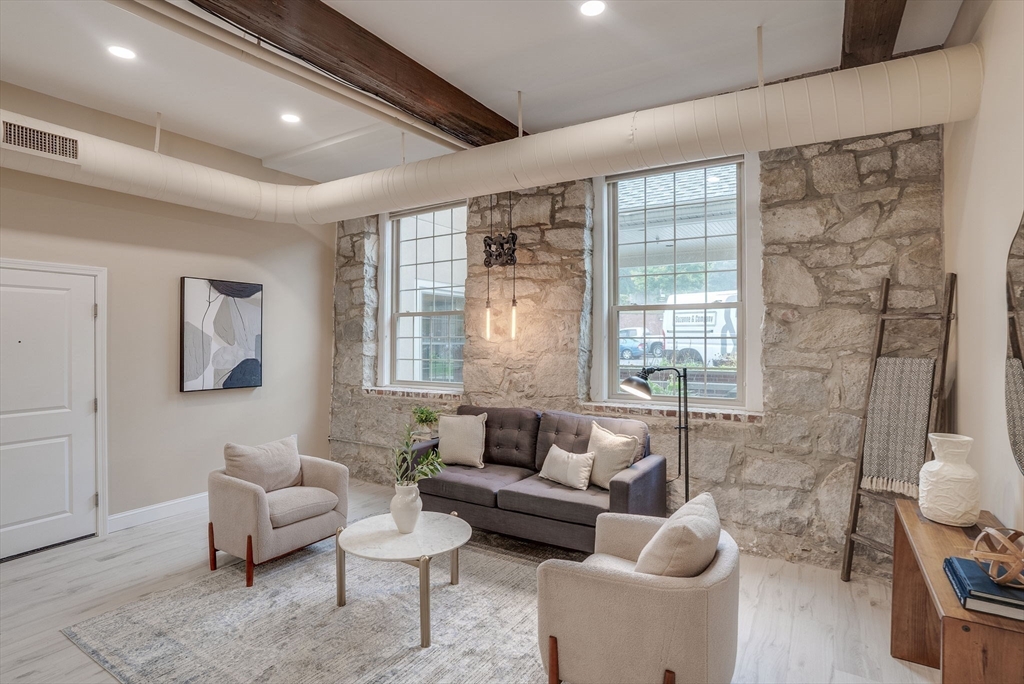 12 Brookside Road, Unit 2 Westford, MA 01886 - Photo 8 of 21 Gallery Image 8