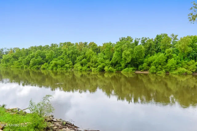 $249,000 | 2109 Pascagoula River Drive, Lucedale, MS 39452