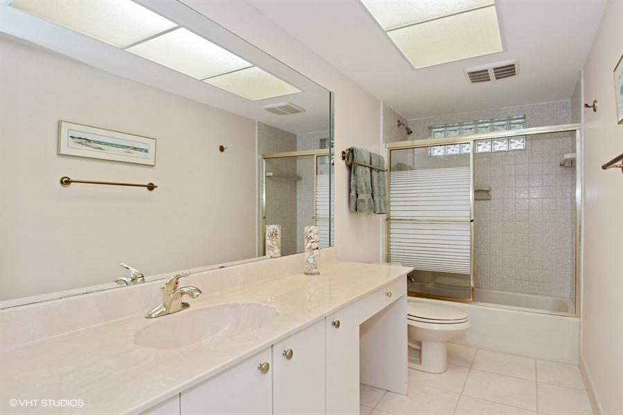 5702 Wind Drift Lane Boca Raton, FL 33433 - Photo 18 of 25 HALL BATHROOM