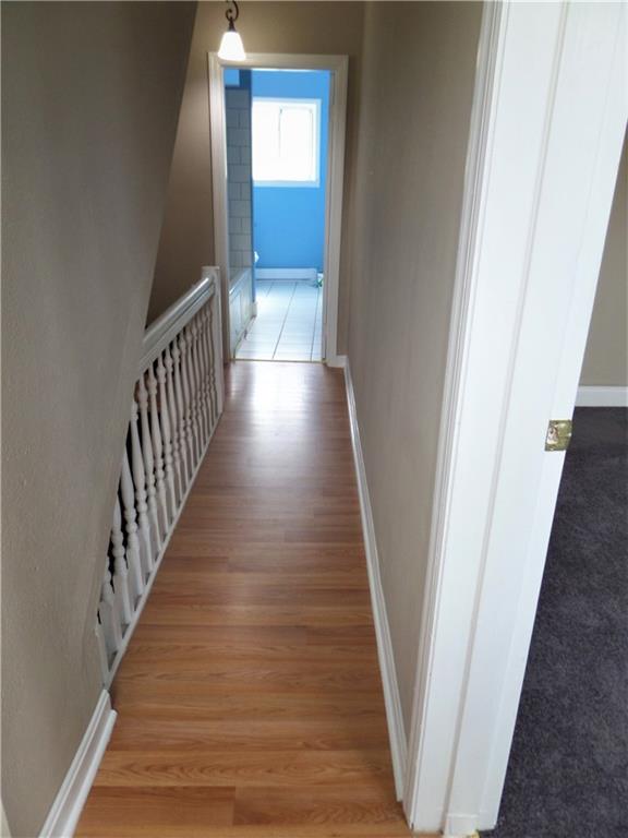 3911 Mt Troy Road Pittsburgh, PA 15212 - Photo 11 of 24 Second floor hallway