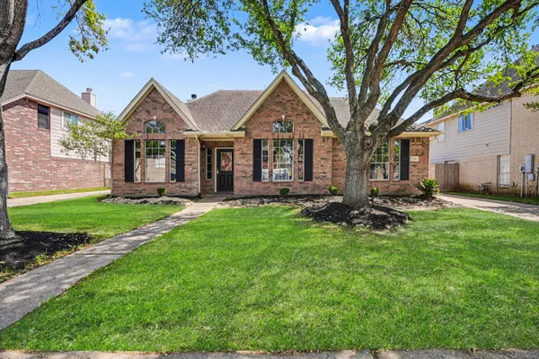 $384,000 | 2514 Acadiana Lane, Seabrook, TX 77586