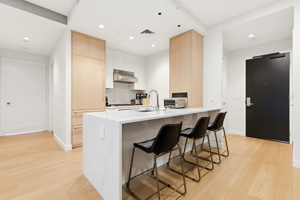 188 Brookline Avenue, Unit 23I Boston, MA 02215 - Photo 7 of 25