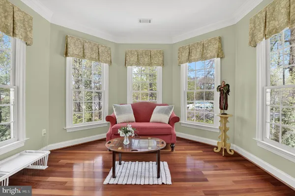 $2,499,000 | 5807 Grosvenor Lane, Bethesda, MD 20814