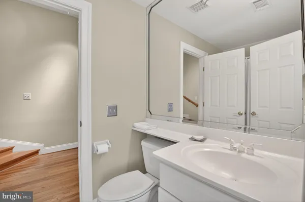 $2,499,000 | 5807 Grosvenor Lane, Bethesda, MD 20814