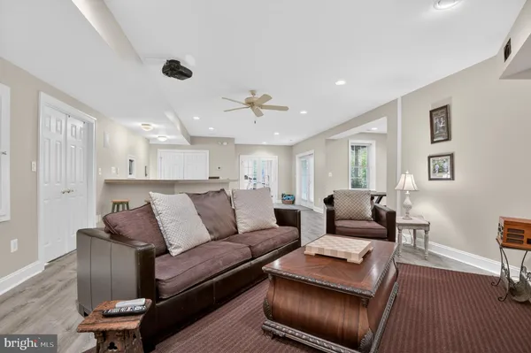 $2,499,000 | 5807 Grosvenor Lane, Bethesda, MD 20814