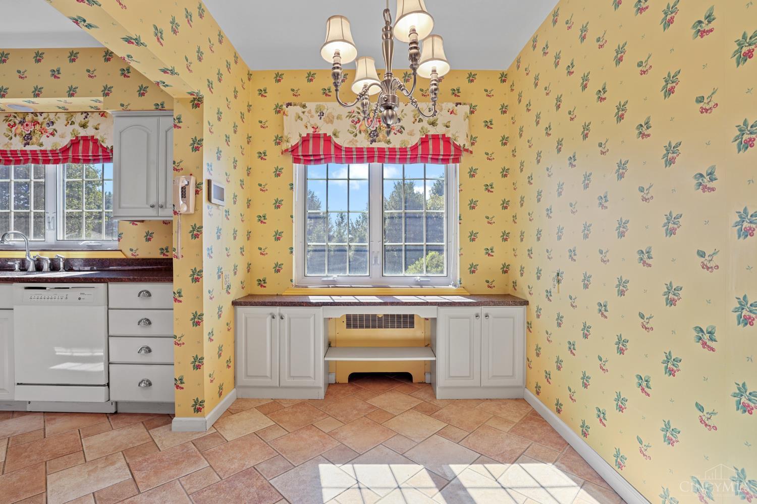 4527 Hanley Road Cincinnati, OH 45247 - Photo 22 of 83