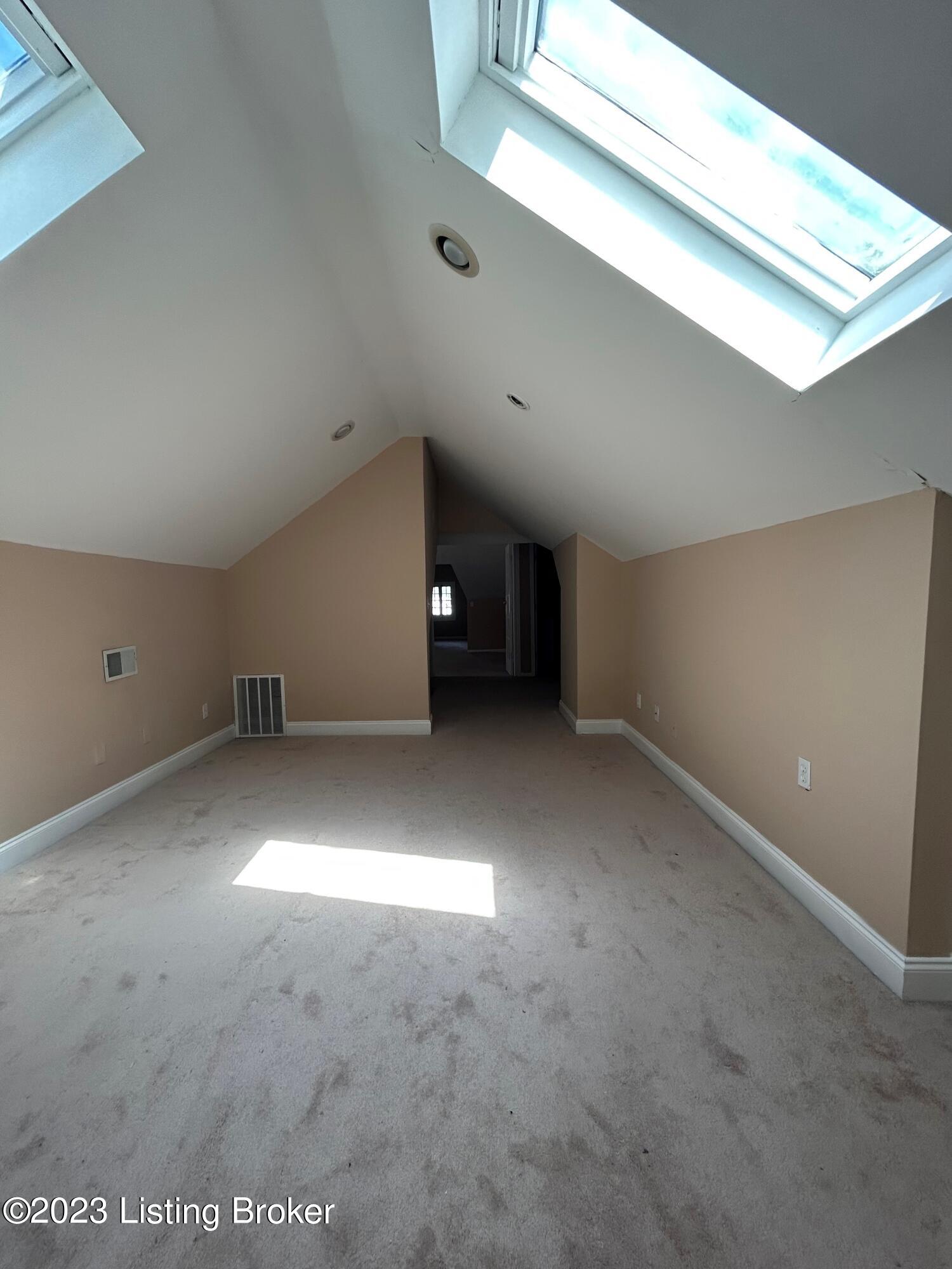 3518 Lexington Road Louisville, KY 40207 - Photo 16 of 21 OFFICE LOFT