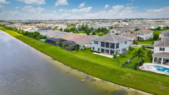 $6,000 | 15866 Orchard Drive, Westlake, FL 33470