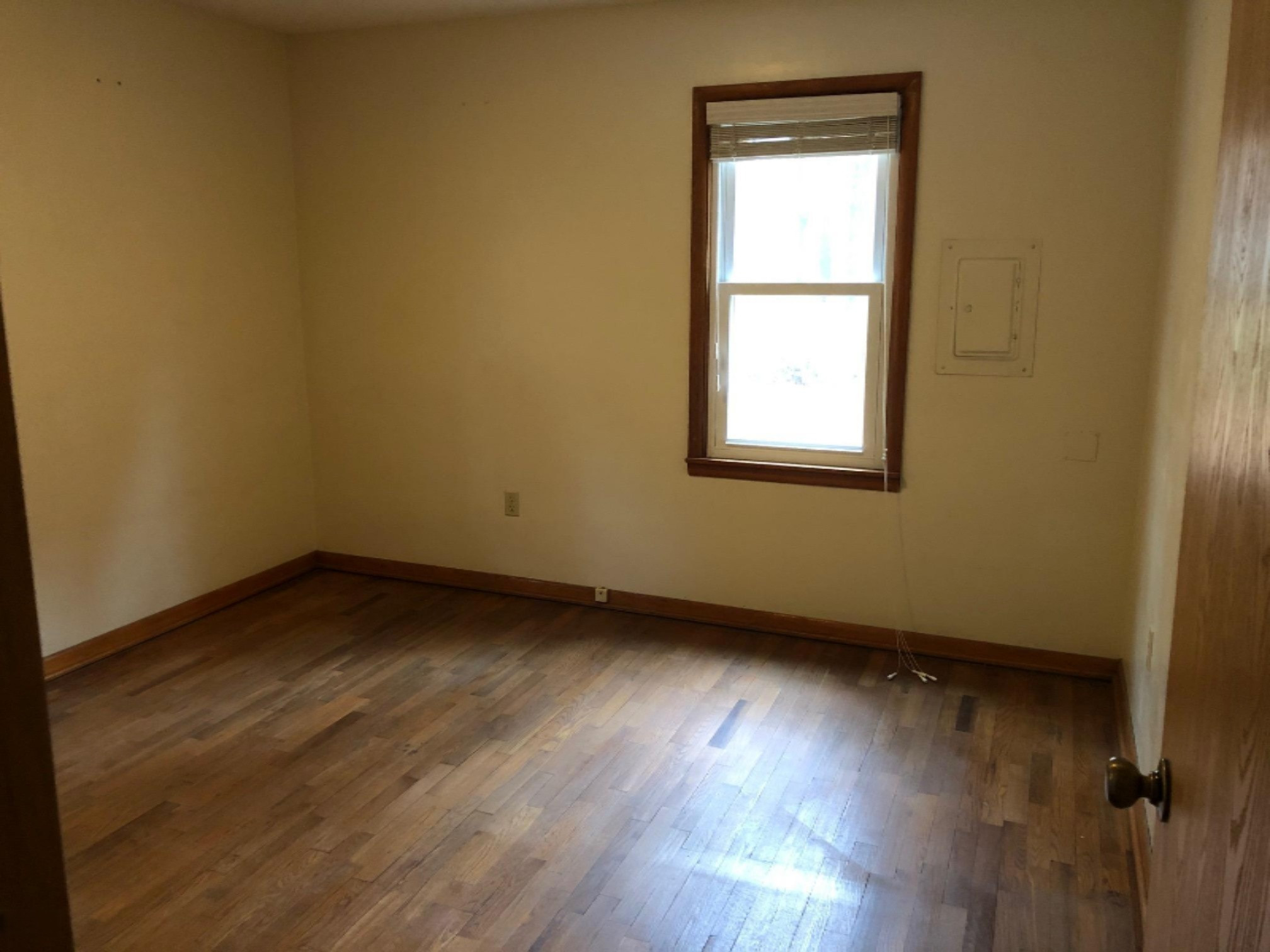 1391 Carr Road Muskegon, MI 49442 - Photo 9 of 18 10