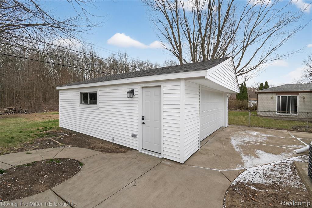 38061 Walnut Street Romulus, MI 48174 - Photo 47 of 68