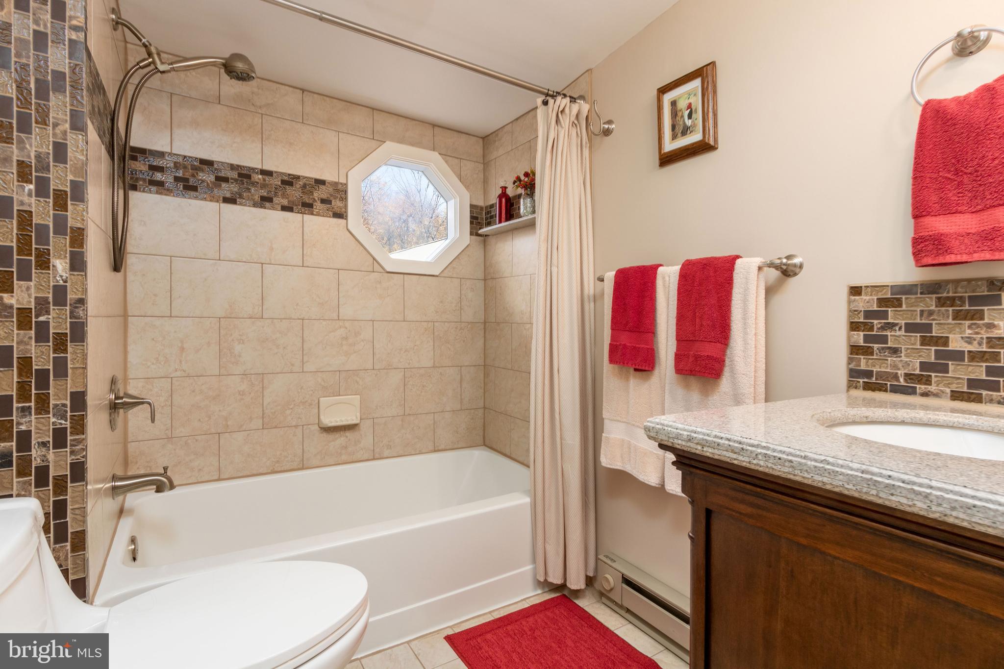 1710 West Rock Road Perkasie, PA 18944 - Photo 42 of 56 Third Floor Ensuite Bath