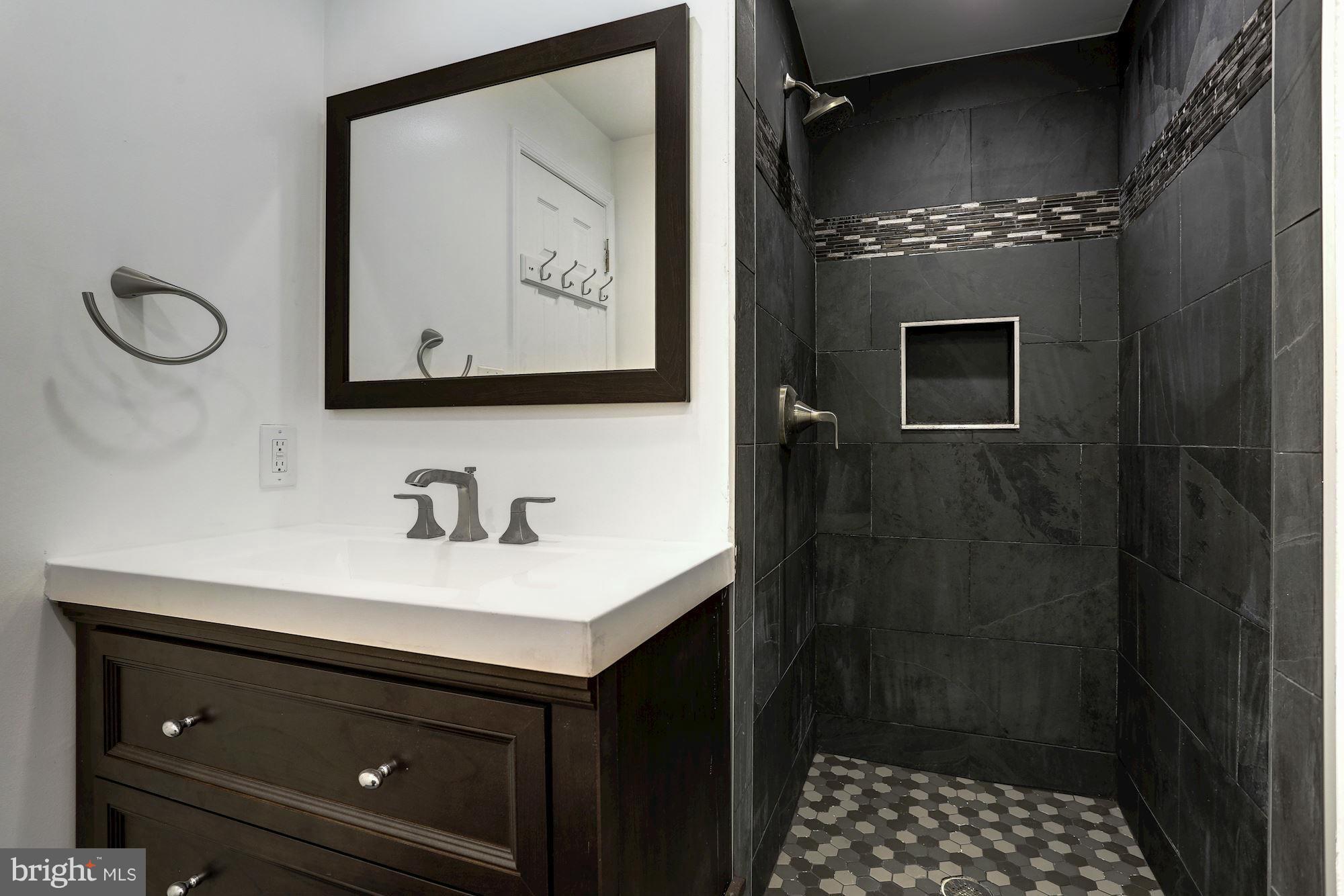 231 K Street Northeast Washington, DC 20002 - Photo 16 of 19 Full Bath - upper level