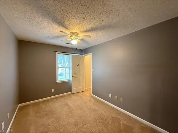 $1,950 | 928 Heatherstone Drive, Winston-Salem, NC 27104