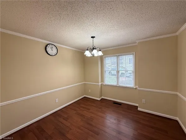 $1,950 | 928 Heatherstone Drive, Winston-Salem, NC 27104