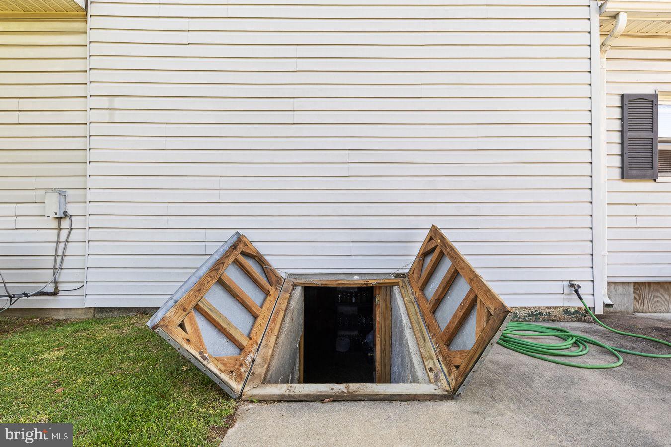 485 Esteppe Road Front Royal, VA 22630 - Photo 32 of 44 Underground Cellar