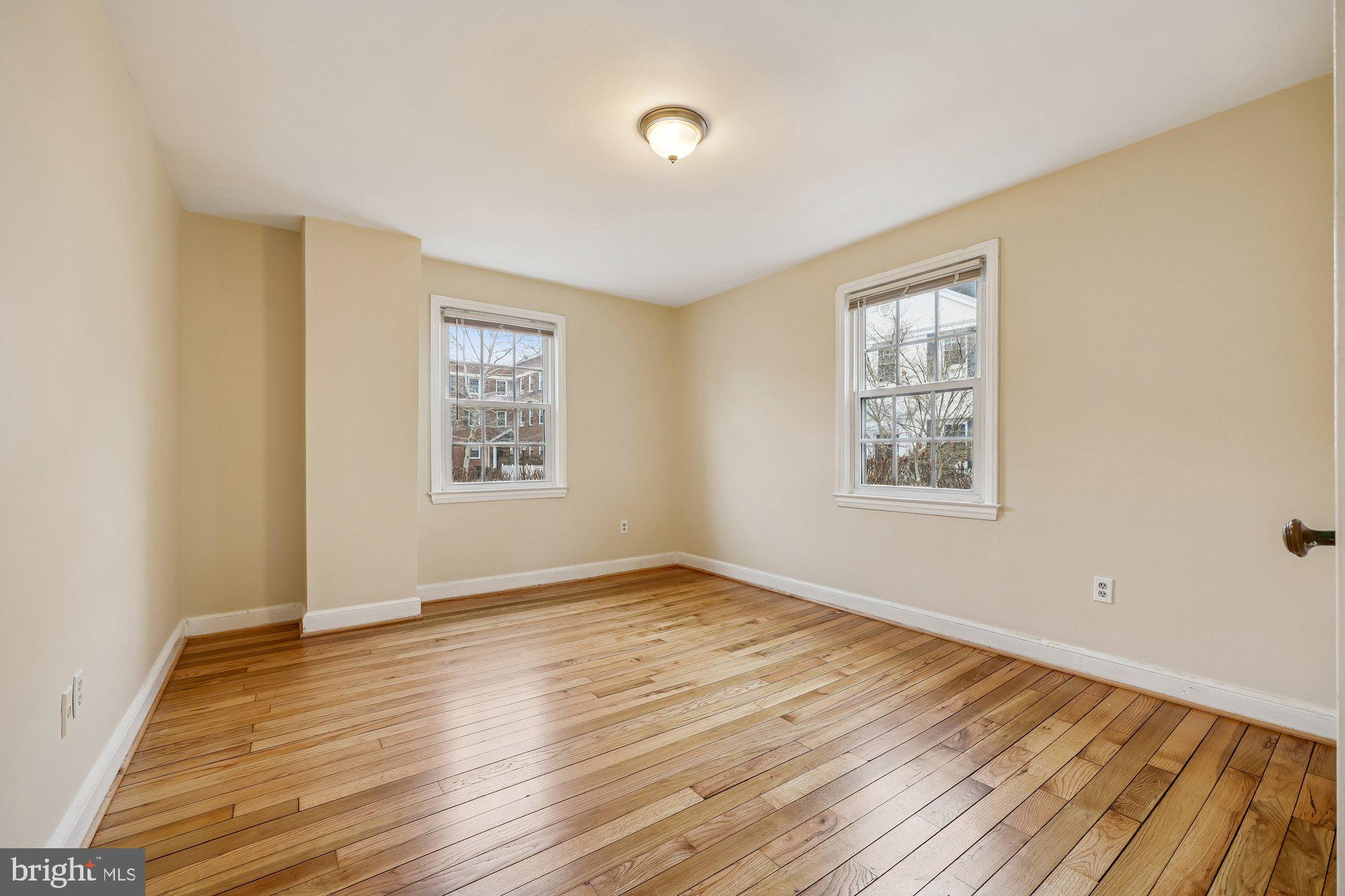 2912 13th Road South, Unit 12104 Arlington, VA 22204 - Photo 14 of 38 Bedroom