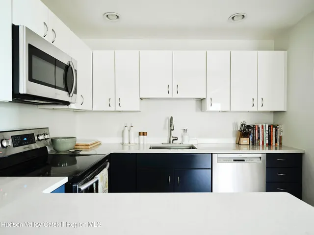 $995,000 | 1300 Highway 213, High Falls, NY 12440