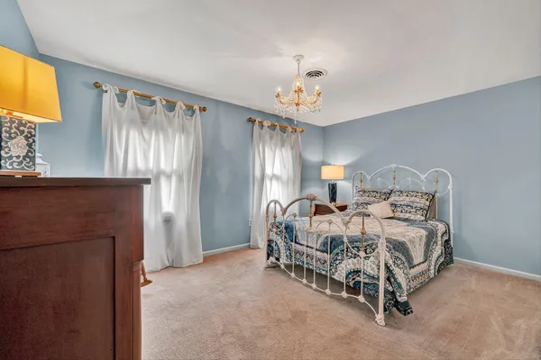 $450,000 | 6640 Parkway Drive, Roanoke, VA 24018