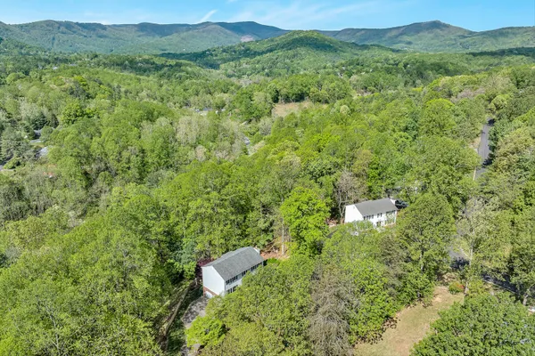 $450,000 | 6640 Parkway Drive, Roanoke, VA 24018