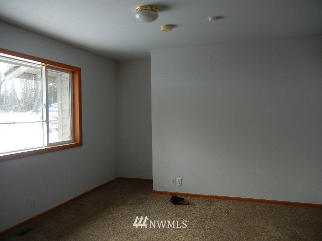 3215 McLeod Road Bellingham, WA 98225 - Photo 6 of 7 Gallery Image 6