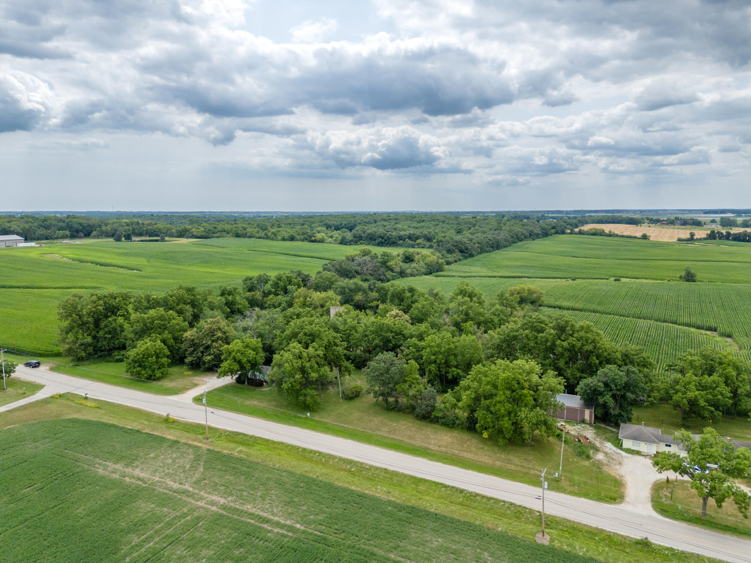 15739 Braun Road Yorkville, WI 53177 - Photo 30 of 39 15739 braun-039