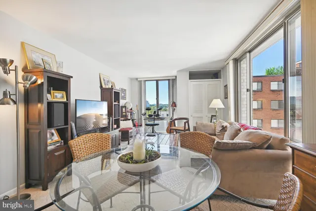 $249,500 | 950 25th Street Northwest, Unit 721N, Washington, DC 20037