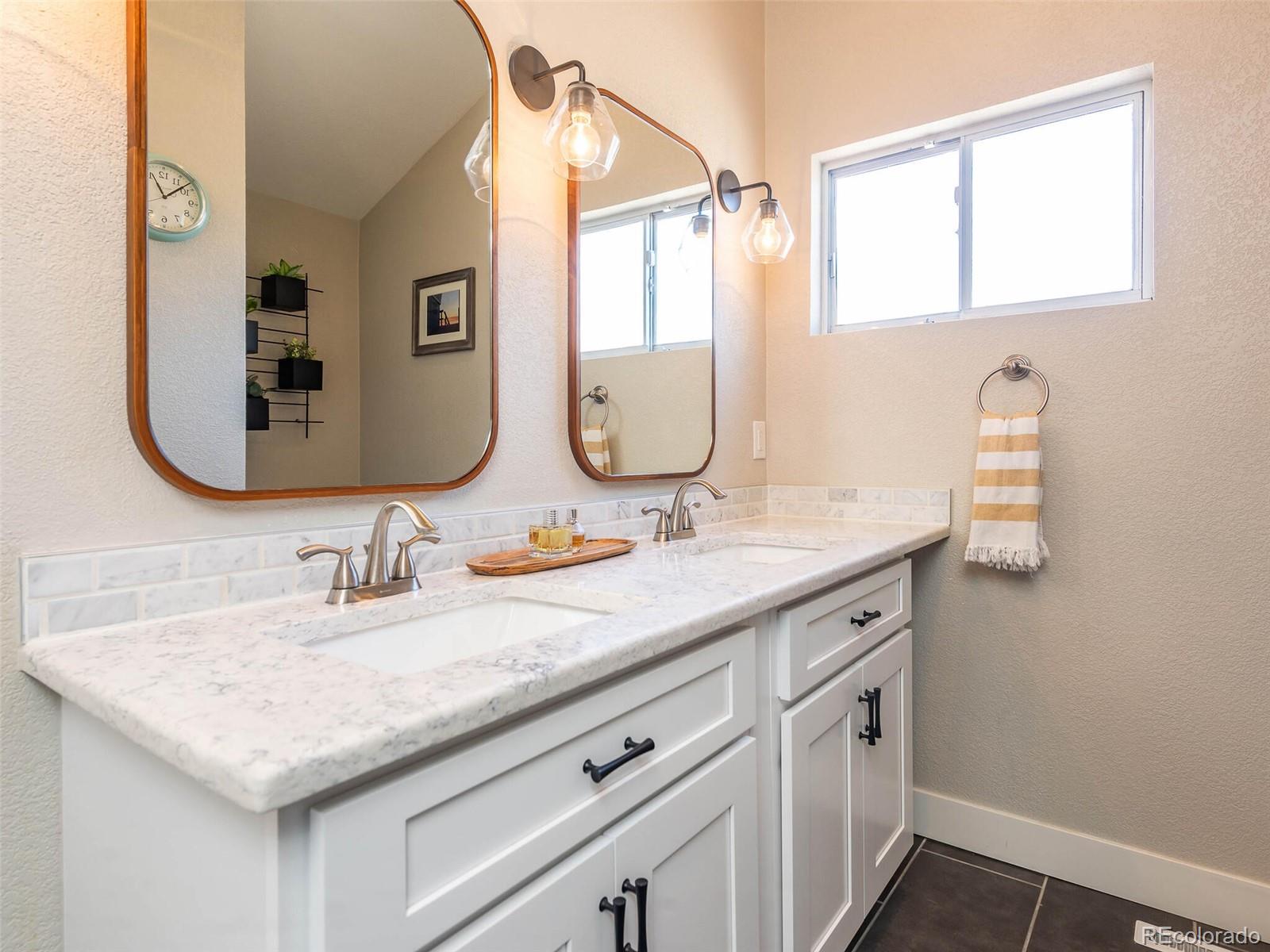 5911 South Eudora Way Centennial, CO 80121 - Photo 26 of 40