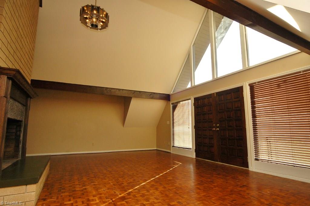 2014 Neelley Road Pleasant Garden, NC 27313 - Photo 2 of 30 Living room