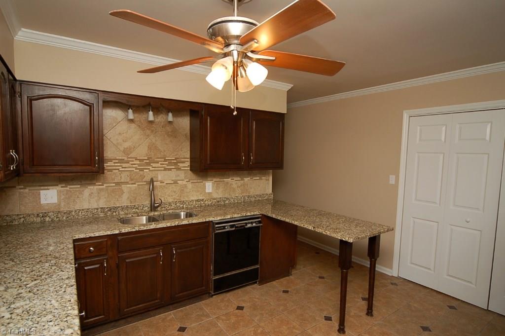 2014 Neelley Road Pleasant Garden, NC 27313 - Photo 11 of 30 Kitchen