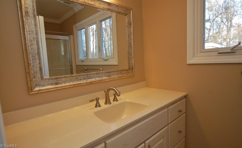2014 Neelley Road Pleasant Garden, NC 27313 - Photo 19 of 30 Bath