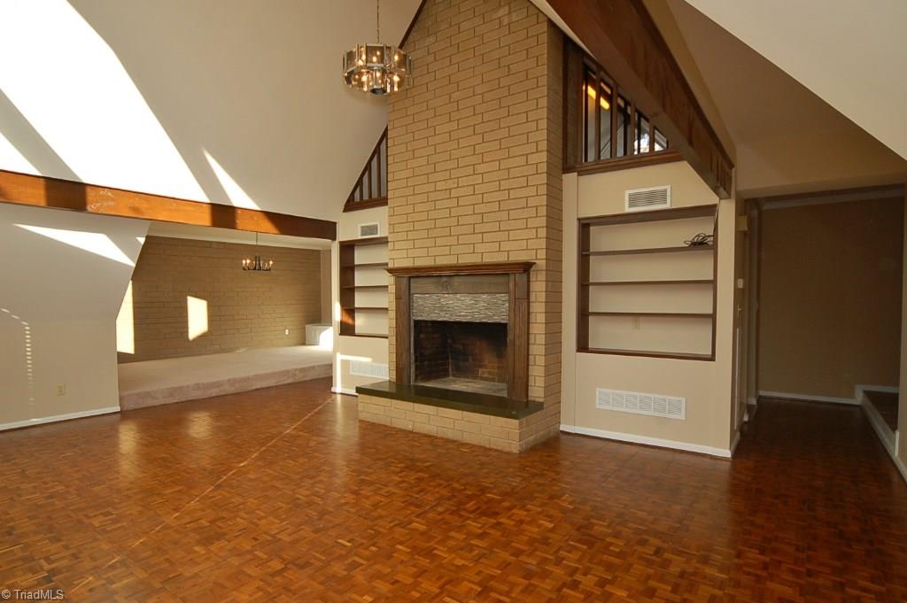 2014 Neelley Road Pleasant Garden, NC 27313 - Photo 5 of 30 Living room