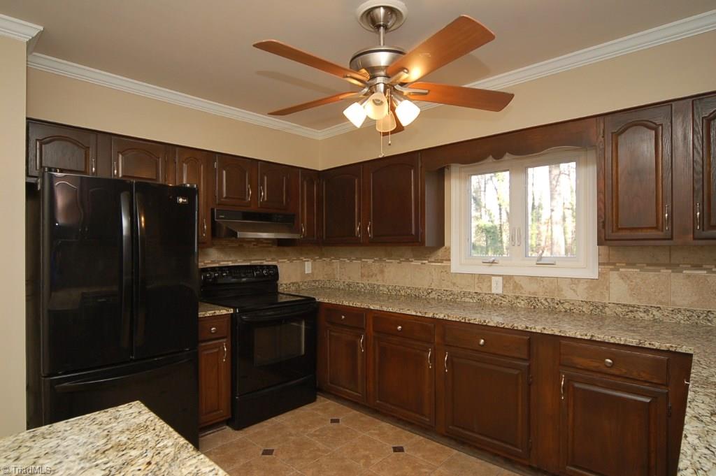 2014 Neelley Road Pleasant Garden, NC 27313 - Photo 9 of 30 Kitchen