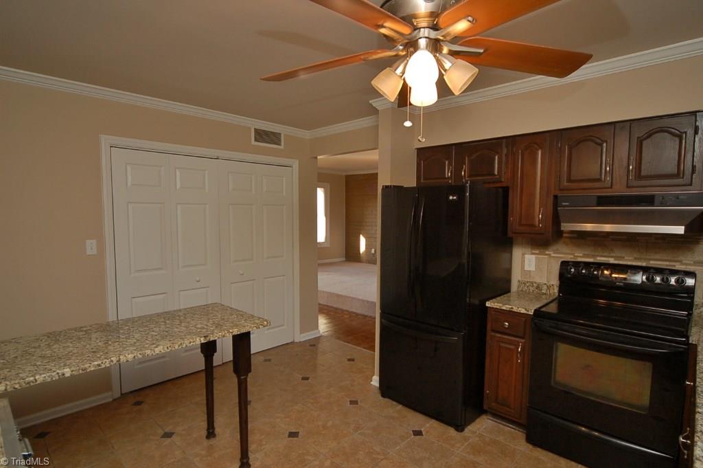 2014 Neelley Road Pleasant Garden, NC 27313 - Photo 10 of 30 Kitchen