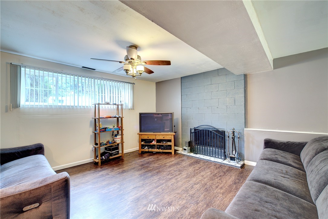 12611 177th Place Southeast Renton, WA 98059 - Photo 12 of 19