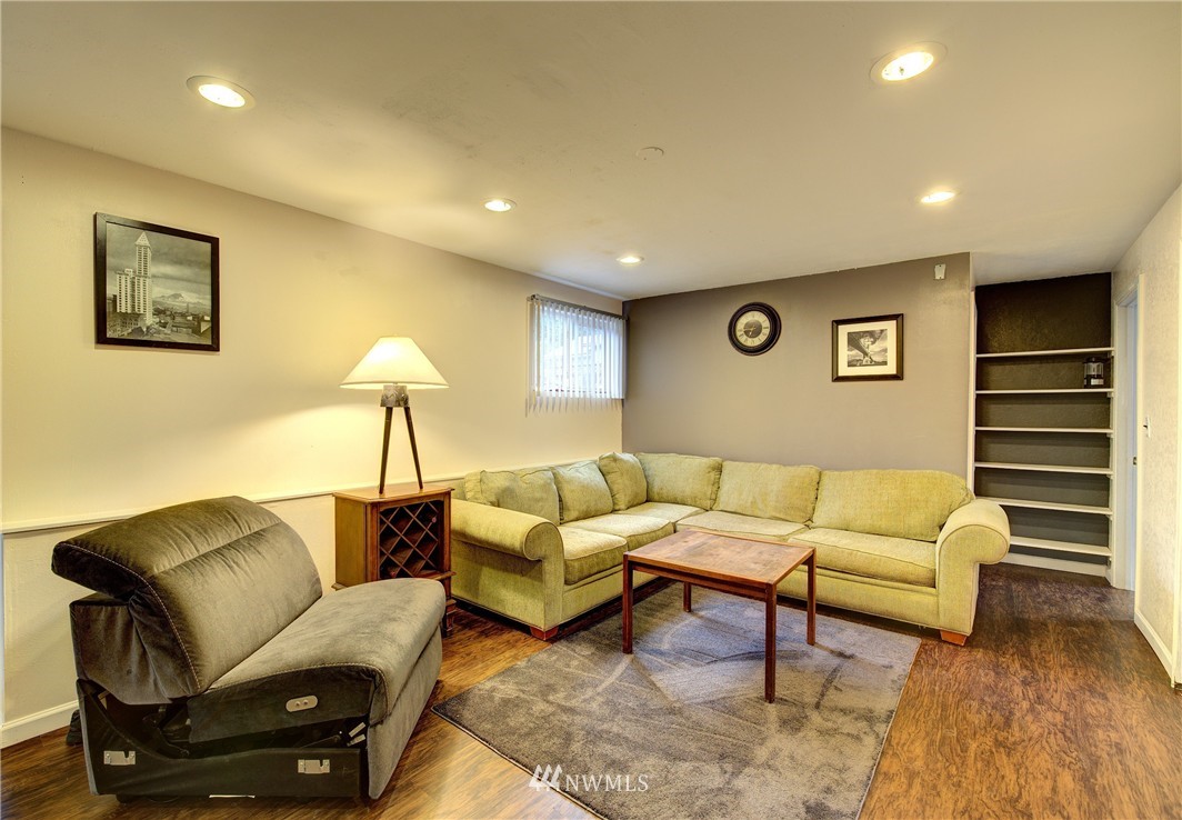 12611 177th Place Southeast Renton, WA 98059 - Photo 13 of 19