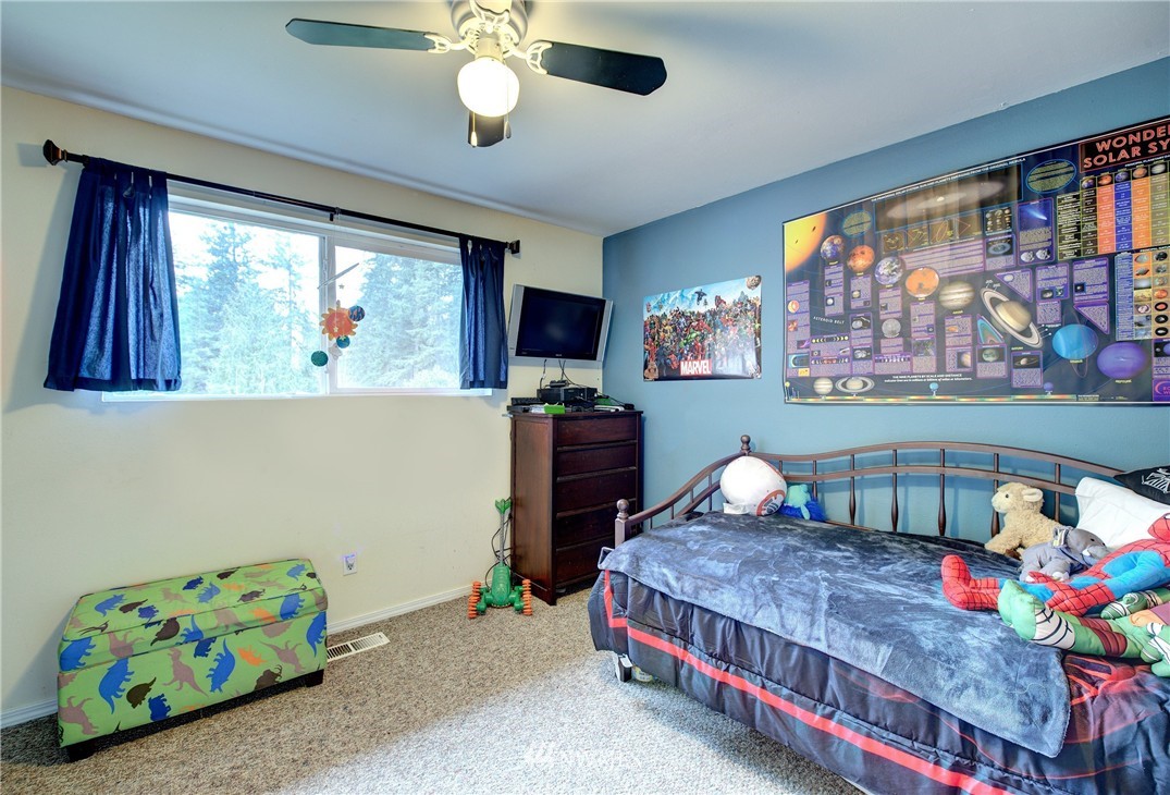 12611 177th Place Southeast Renton, WA 98059 - Photo 8 of 19