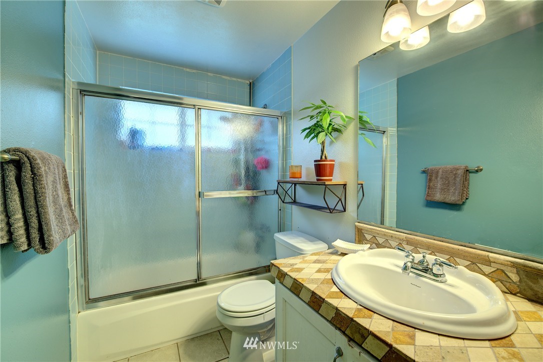 12611 177th Place Southeast Renton, WA 98059 - Photo 10 of 19