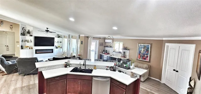 $950,000 | 3652 Pennsylvania Street, Longview, WA 98632