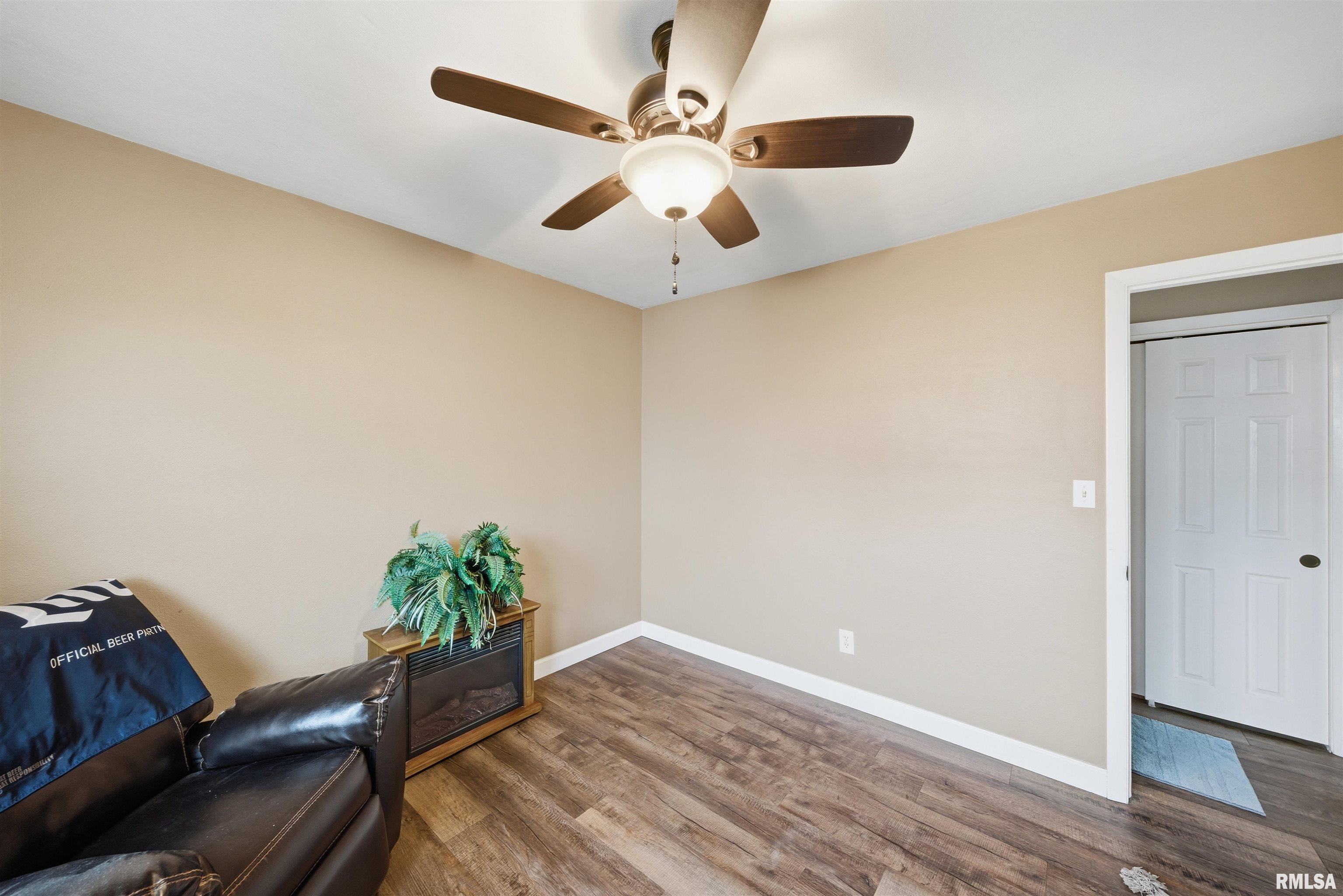 4209 South Paramount Road Bartonville, IL 61607 - Photo 23 of 27