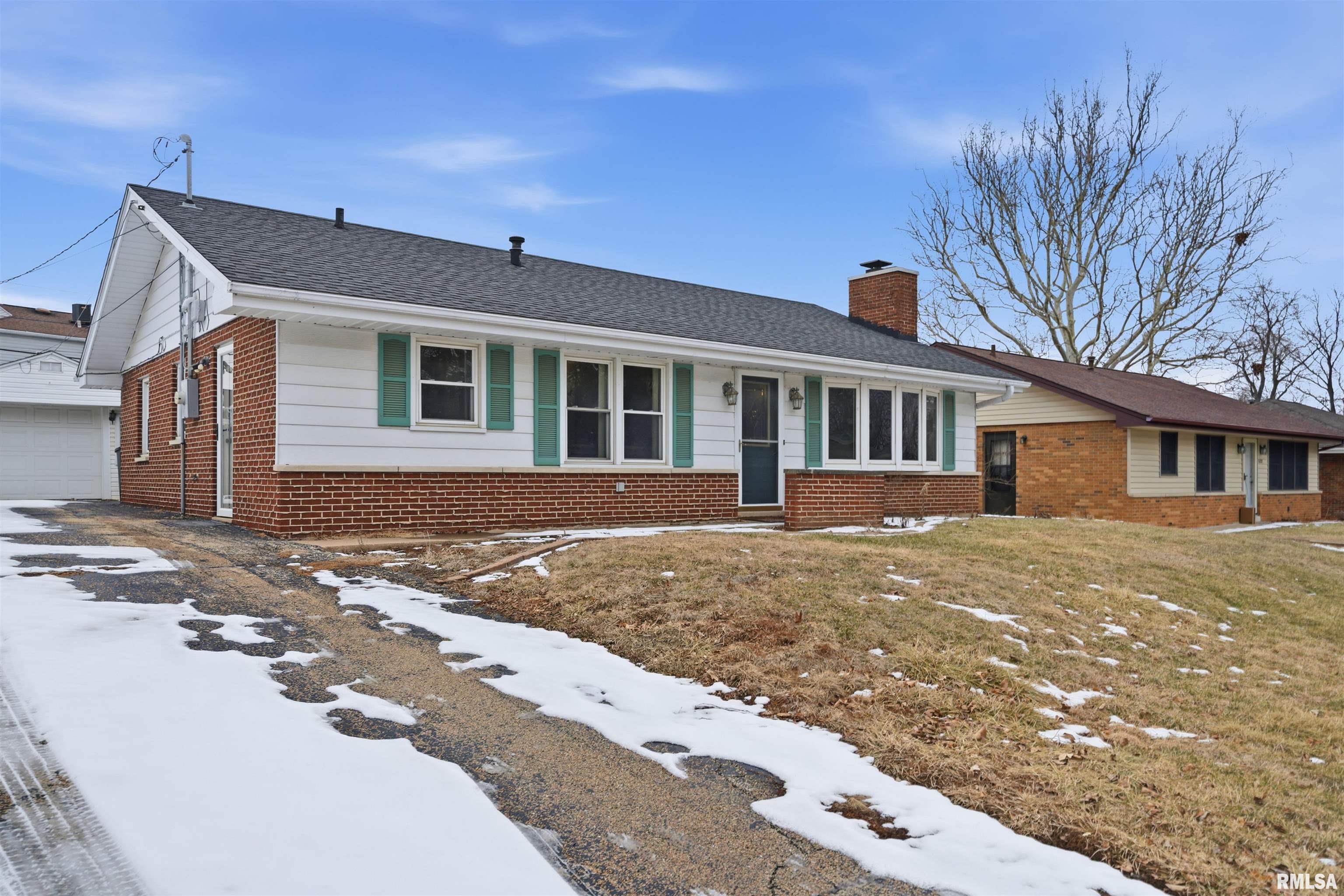 4209 South Paramount Road Bartonville, IL 61607 - Photo 3 of 27