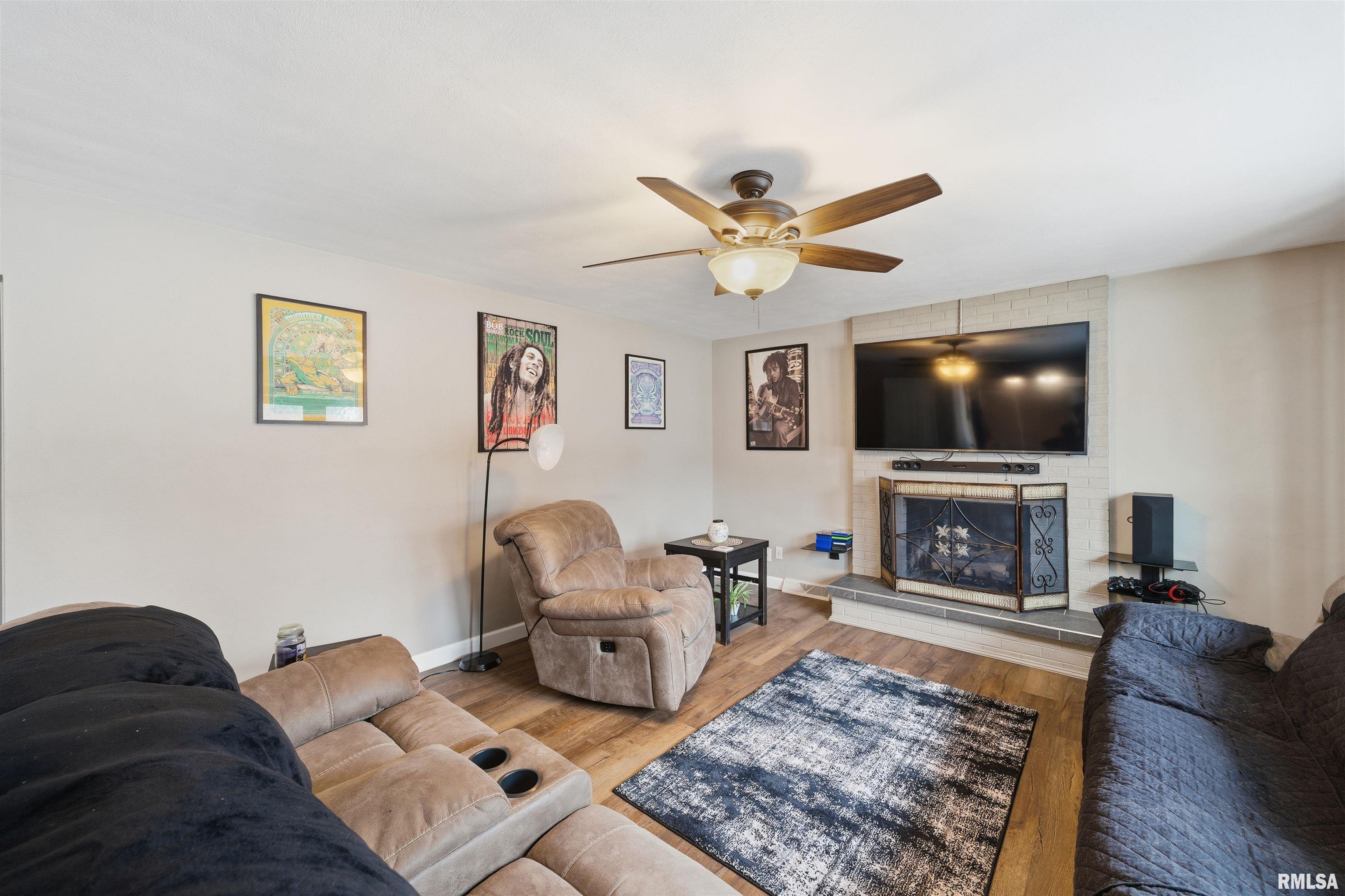 4209 South Paramount Road Bartonville, IL 61607 - Photo 5 of 27