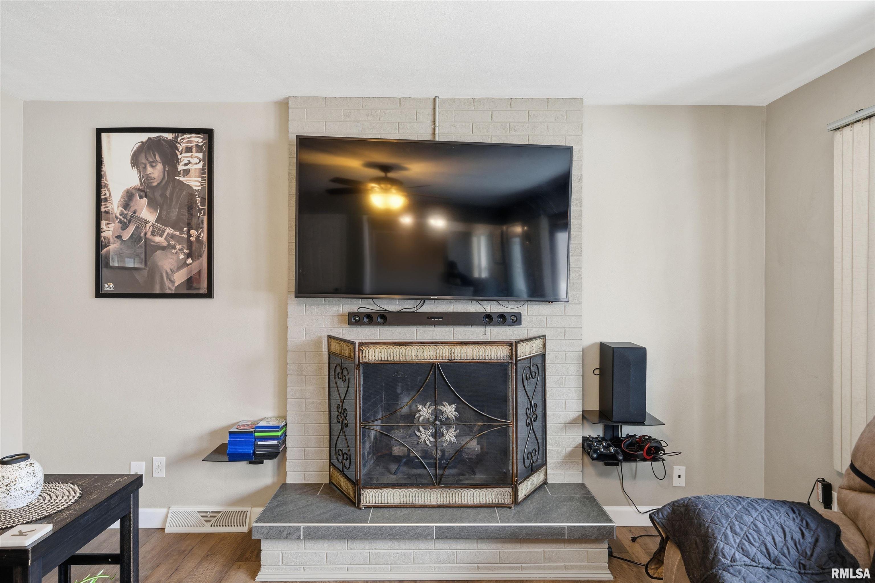 4209 South Paramount Road Bartonville, IL 61607 - Photo 6 of 27