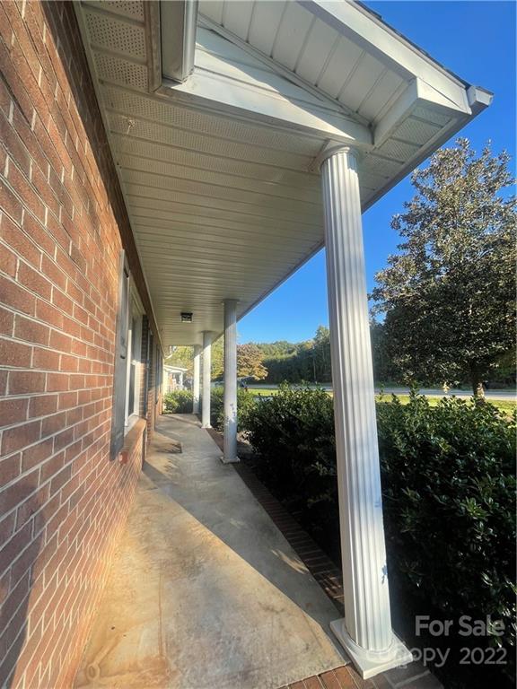 1597 Rink Dam Road Taylorsville, NC 28681 - Photo 6 of 26 Gallery Image 6