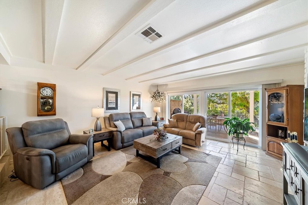 1040 Central Avenue, Unit 14 Riverside, CA 92507 - Photo 14 of 46