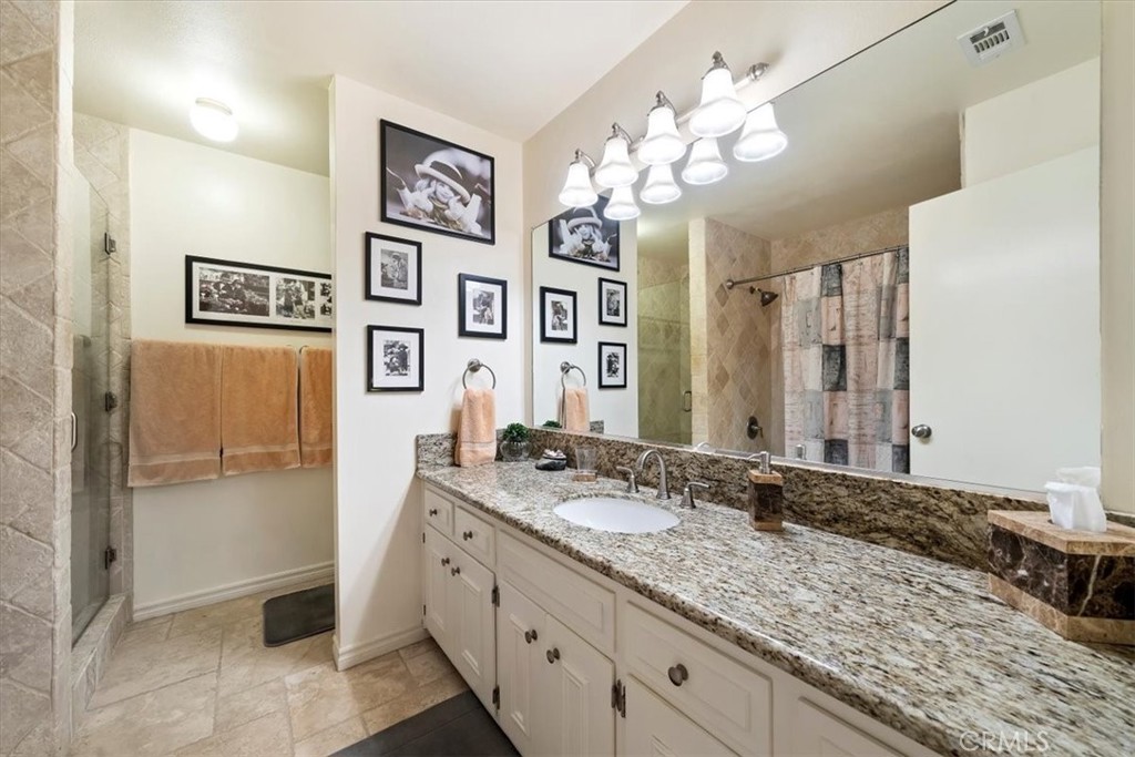 1040 Central Avenue, Unit 14 Riverside, CA 92507 - Photo 19 of 46