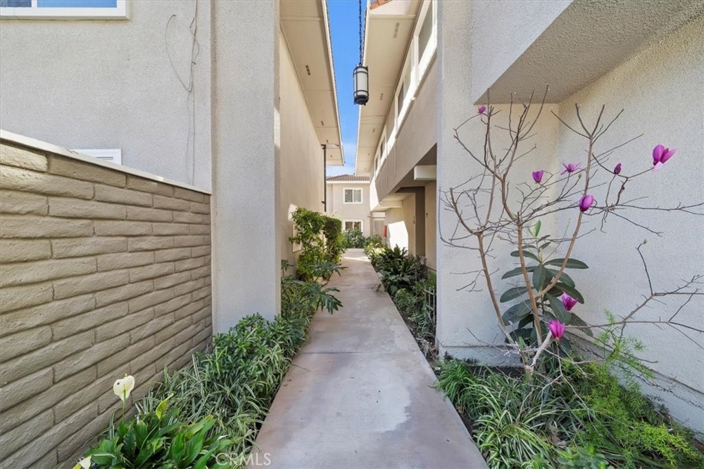 1040 Central Avenue, Unit 14 Riverside, CA 92507 - Photo 29 of 46